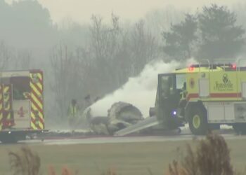 ΗΠΑ: Ιδιωτικό αεροσκάφος συνετρίβη στη Β. Καρολίνα – Εφτά νεκροί, ανάμεσά τους ο πρώην οδηγός NASCAR Γκρεγκ Μπιφλ