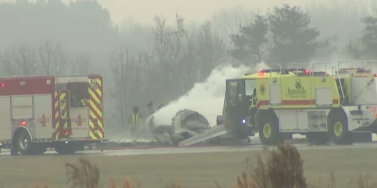 ΗΠΑ: Ιδιωτικό αεροσκάφος συνετρίβη στη Β. Καρολίνα – Εφτά νεκροί, ανάμεσά τους ο πρώην οδηγός NASCAR Γκρεγκ Μπιφλ