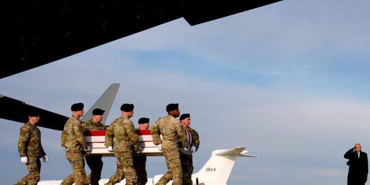 Μαζικές αεροπορικές επιδρομές κατά του Ισλαμικού Κράτους στη Συρία