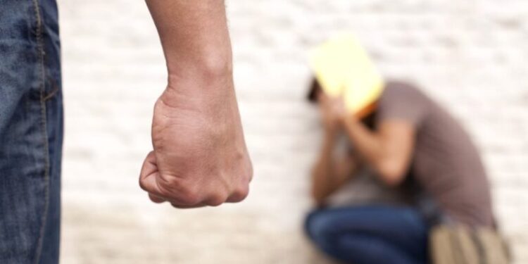 Δύο ανήλικοι συνελήφθησαν στο Μεσολόγγι για επίθεση και bullying σε συνομήλικό τους