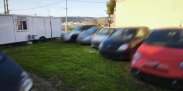 Εξαρθρώθηκε συμμορία που έκλεβε αυτοκίνητα, τα μεταποιούσε και τα μεταπωλούσε σε ανυποψίαστους πολίτες