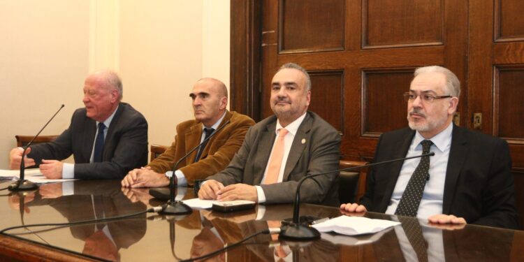 Οι Δικηγορικοί σύλλογοι της χώρας αντίθετοι στην αντικατάσταση των δικηγόρων με δικαστές στα Πειθαρχικά Συμβούλια