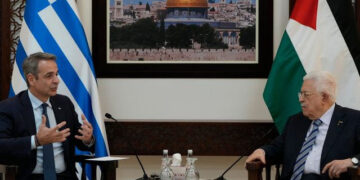 Κ. Μητσοτάκης στη συνάντηση με τον Αμπάς: "Αναγνωρίζουμε τη σπουδαιότητα της Παλαιστινιακής Αρχής"