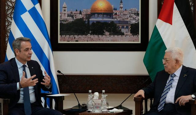 Κ. Μητσοτάκης στη συνάντηση με τον Αμπάς: "Αναγνωρίζουμε τη σπουδαιότητα της Παλαιστινιακής Αρχής"