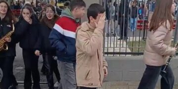 Αμύνταιο: Ένταση με την παρουσία του Αδ. Γεωργιάδη στο Κέντρο Υγείας - Μαθητές αρνήθηκαν να πουν τα κάλαντα στον Άδωνι για συμπαράσταση στους αγρότες