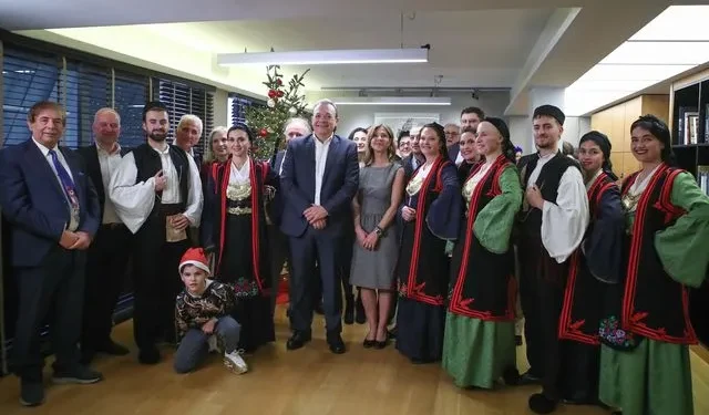 Τα χριστουγεννιάτικα κάλαντα στον Σ. Φάμελλο – Το μήνυμά του