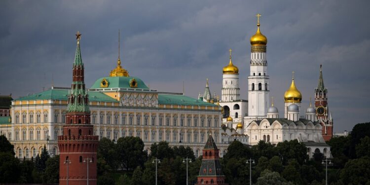 Δημοσίευμα Bloomberg: "Η Ρωσία θα επιδιώξει σημαντικές αλλαγές στο σχέδιο των 20 σημείων για την Ουκρανία"