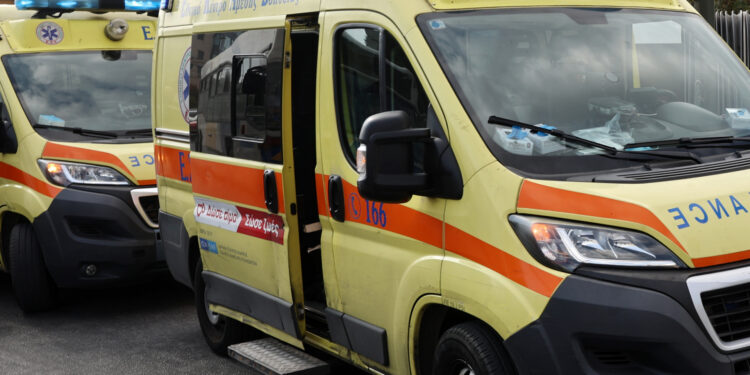 Θανατηφόρο τροχαίο στο Νησέλλι Ημαθίας: Νεκρός 22χρονος και τέσσερις τραυματίες