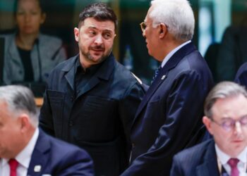 Politico: "Η Ουκρανία και η Ευρώπη χάνουν τον πόλεμο"