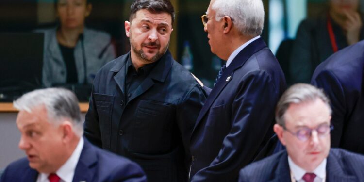 Politico: "Η Ουκρανία και η Ευρώπη χάνουν τον πόλεμο"