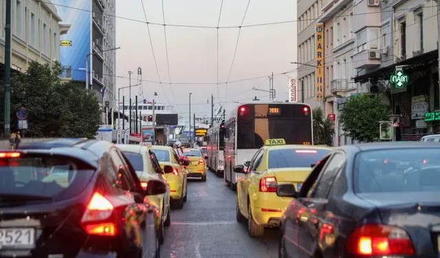 Λήγει η προθεσμία για τα τέλη κυκλοφορίας 2026 - Τσουχτερά πρόστιμα