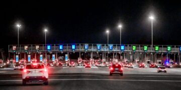 Μέγαρα: Σοβαρό τροχαίο με καραμπόλα έξι οχημάτων στην Εθνική Οδό Αθηνών – Κορίνθου