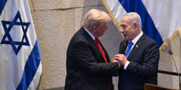 Ο Τραμπ θα συναντηθεί με τον Νετανιάχου σήμερα στη Φλόριντα με θέματα τη Γάζα, τον Λίβανος και το Ιράν