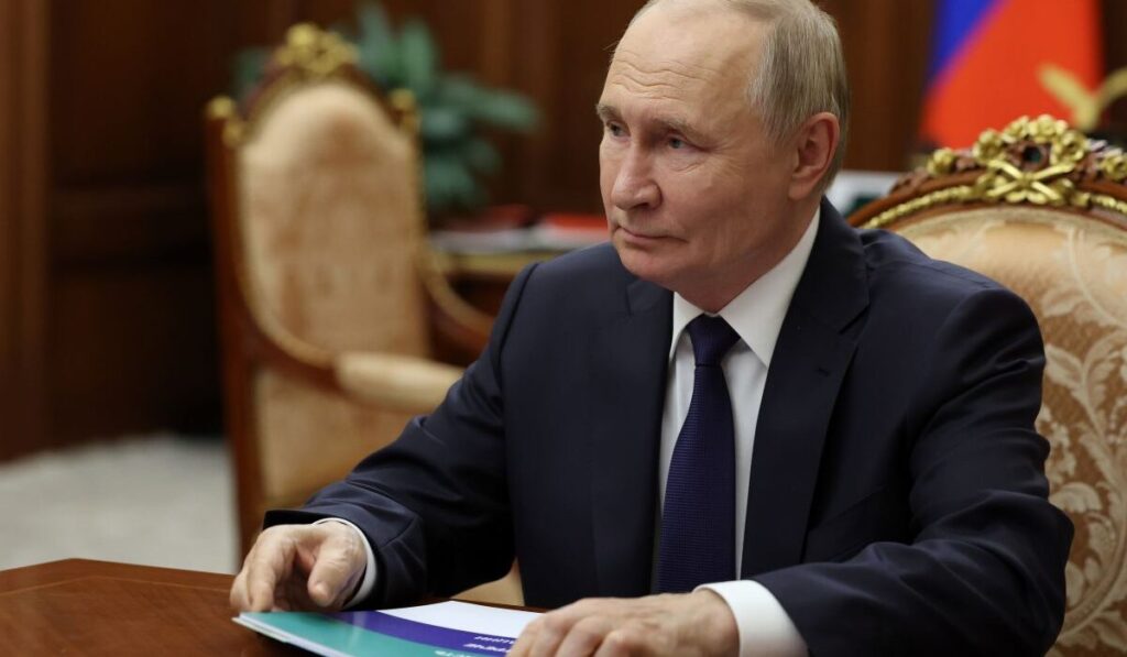 Ο Λαβρόφ ανακοίνωσε ότι η Ουκρανία προσπάθησε να χτυπήσει την οικία του Πούτιν με 91 drones – Απειλές της Ρωσίας για αντίποινα