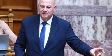 Τσιάρας στον ΣΚΑΙ: «Η κυβέρνηση έχει κάνει πολύ γενναία βήματα προς την επίλυση του προβλήματος - Η «μπάλα» είναι αποκλειστικά στα χέρια των αγροτών»