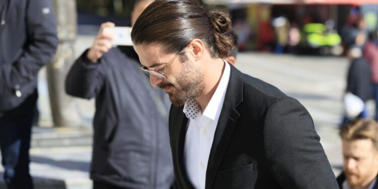 Τρίπολη: Ο Άρης Μουγκοπέτρος κρίθηκε αθώος για την κατηγορία ενδοοικογενειακής απειλής