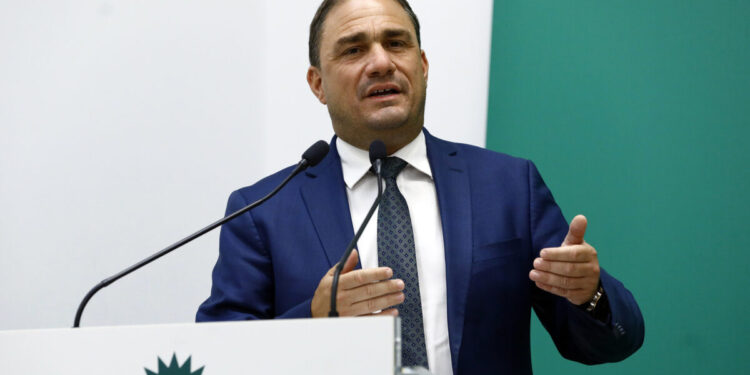 Κώστας Τσουκαλάς: "Η κυβέρνηση έπεσε σαν βαμπίρ πάνω στις επιδοτήσεις για να τις μοιράσει σε «Φραπέδες»"