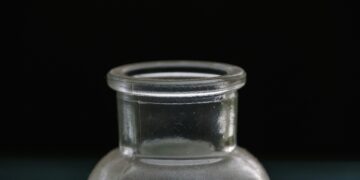 Χλωροφόρμιο και κινηματογράφος: Η σκοτεινή ανάσα του φόβου στο «Gaslight»