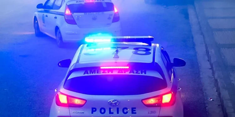 Συνελήφθη 58χρονος μεθυσμένος οδηγός που χτύπησε πέντε παρκαρισμένα ΙΧ στο κέντρο της Λαμίας