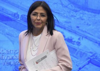 Το Ανώτατο Δικαστήριο της Βενεζουέλας όρισε ως προσωρινή πρόεδρο την αντιπρόεδρο της χώρας Ντέλσι Ροντρίγκεζ