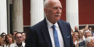 Πέθανε ο γνωστός δημοσιογράφος Γιώργος Παπαδάκης μετά από οξύ έμφραγμα