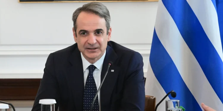 Μέγαρο Μαξίμου: Έκτακτη σύσκεψη υπό τον πρωθυπουργό Κ. Μητσοτάκη μετά την απόφαση των αγροτών για συνέχιση και κλιμάκωση των κινητοποιήσεων