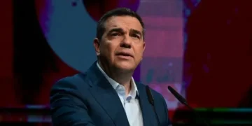 Οργή στο επιτελείο Τσίπρα για τις δηλώσεις Μητσοτάκη για τη Βενεζουέλα: "Διασύρει την Ελλάδα διεθνώς"