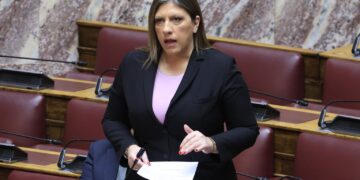 Η Ζωή Κωνσταντοπούλου κατέθεσε αίτημα προς τον Νικήτα Κακλαμάνη για σύγκληση της Βουλής μετά τις εξελίξεις στη Βενεζουέλα