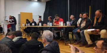 Αγροτικές κινητοποιήσεις: «48ωρο κλείσιμο δρόμων σε κομβικά σημεία» αποφάσισαν οι αγρότες στη συνέλευση στα Μάλγαρα