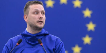 Οργή στην Γροιλανδία για τις απειλές Τραμπ: “Φτάνει πια!”