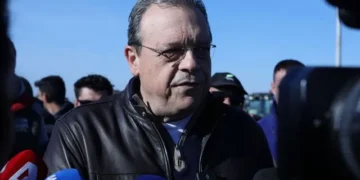 Σωκράτης Φάμελλος από το μπλόκο της Νίκαιας: "Μπορεί να βρεθεί λύση στο αγροτικό, αλλά ο Μητσοτάκης δεν το θέλει"