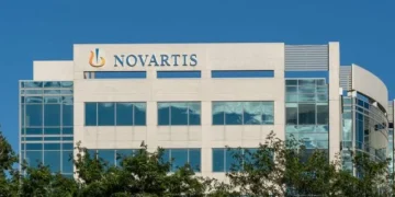 Δίκη Novartis: Η εισαγγελέας ζήτησε κηρυχθούν ένοχοι οι δύο πρώην προστατευόμενοι μάρτυρες “Μάξιμος Σαράφης” και “Αικατερίνη Κελέση” για ψευδή κατάθεση και της ψευδή καταμήνυση