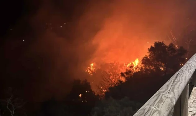 Κρήτη: Μεγάλη φωτιά στο χωριό Κεφάλι στην Κίσσαμο Χανίων