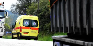 Ηλεία: Θανατηφόρο τροχαίο στην επαρχιακή οδό Αμαλιάδας – Κουρούτας - Ένας νεκρός και τρεις τραυματίες