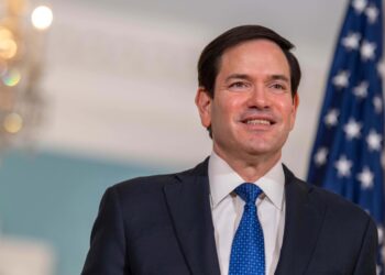 Μάρκο Ρούμπιο: "Οι ΗΠΑ επιδιώκουν να αγοράσουν τη Γροιλανδία"