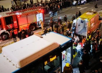 Ισραήλ: Λεωφορείο έπεσε πάνω σε διαδηλωτές στην Ιερουσαλήμ - Νεκρός ένας 18χρονος