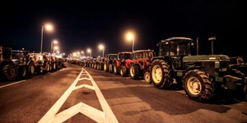 Αγροτικές κινητοποιήσεις: Αρνητικοί οι αγρότες στα μέτρα που ανακοινώθηκαν - 18 μπλόκα ζητούν συνάντηση με τον Πρωθυπουργό