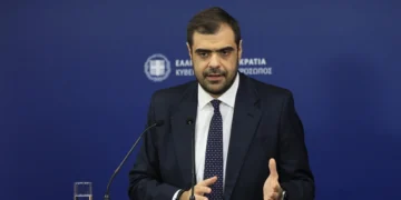 Μήνυμα Μαρινάκη στους αγρότες για τα μπλόκα: "Το κράτος δεν θα επιτρέψει να κοπεί η χώρα στα δύο"