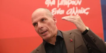 Η αστυνομία έστειλε στον εισαγγελέα το βίντεο του Γιάνη Βαρουφάκη που λέει ότι πήρε έκσταση