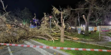 Ανεμοστρόβιλος με ταχύτητα 155 χιλιομέτρων «χτύπησε» την Αλεξανδρούπολη