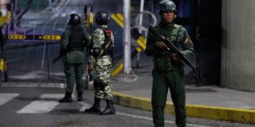 Βενεζουέλα: Το Στέιτ Ντιπάρτμεντ καλεί τους Αμερικανούς σε άμεση αναχώρηση – Μήνυμα του Νικολάς Μαδούρο από το κελί