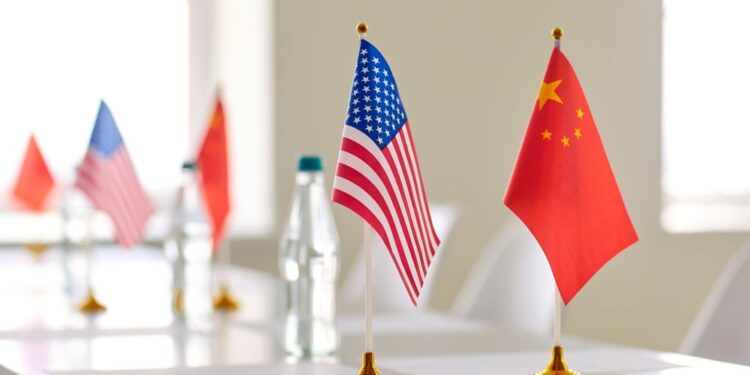 Απάντηση της Κίνας στον Τραμπ για τη Γροιλανδία: "Οι ΗΠΑ να μην χρησιμοποιούν άλλες χώρες ως δικαιολογία για δικές τους επιδιώξεις"