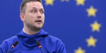 Δήλωση του Πρωθυπουργού της Γροιλανδίας Γενς Φρέντερικ Νίλσεν: «Δεν είμαστε προς πώληση. Παραμένουμε με τη Δανία και λέμε όχι στις ΗΠΑ»