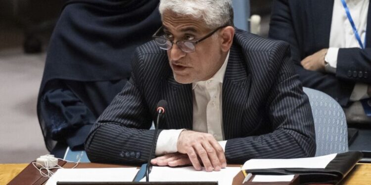 Το Ιράν κατηγορεί τον Ντόναλντ Τραμπ για υποκίνηση βίας και απειλή της εθνικής του ασφάλειας