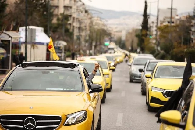 Απεργία των ταξί: Παρατείνεται και για σήμερα, Πέμπτη 15/1