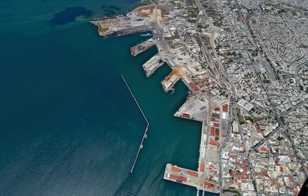 Θεσσαλονίκη: Εντοπίστηκε στο λιμάνι οβίδα, πιθανώς του Β’ Παγκοσμίου Πολέμου