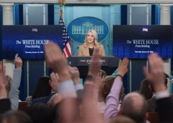 ΗΠΑ: Ανοικτές όλες οι επιλογές για το Ιράν - Πως αντιμετωπίζει ο Τραμπ τα ευρωπαϊκά στρατεύματα στη Γροιλανδία