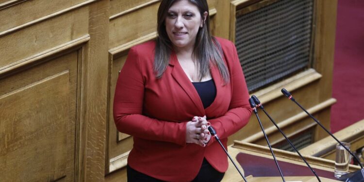 Ζωή Κωνσταντοπούλου: "Δεν είναι πολιτική μου αντίπαλος η Καρυστιανού – Αδίστακτα πρόσωπα μας κυβερνούν"