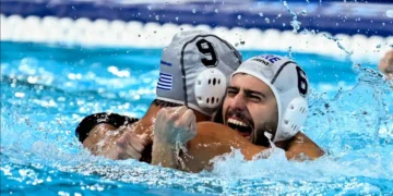 Ευρωπαϊκό πρωτάθλημα πόλο: Ηρωική η εθνική Ελλάδας νίκησε την Κροατία με 11-10 και βάζει πλώρη για τα ημιτελικά