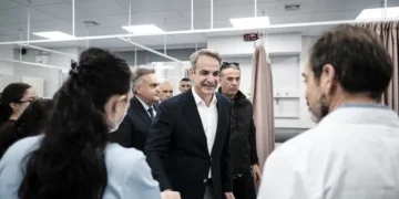 Ο Κ. Μητσοτάκης στο γενικό νοσοκομείο Αθηνών «Κοργιαλένειο-Μπενάκειο Ελληνικός Ερυθρός Σταυρός»